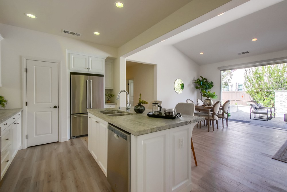Virtual tour photo 15 of 54 for 7942 Lusardi Creek Ln