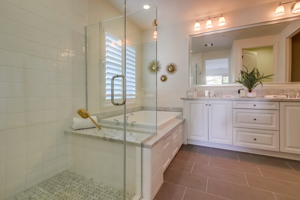 Virtual tour photo 22 of 54 for 7942 Lusardi Creek Ln