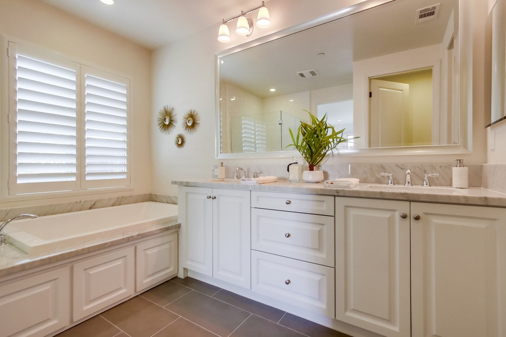 Virtual tour photo 25 of 54 for 7942 Lusardi Creek Ln