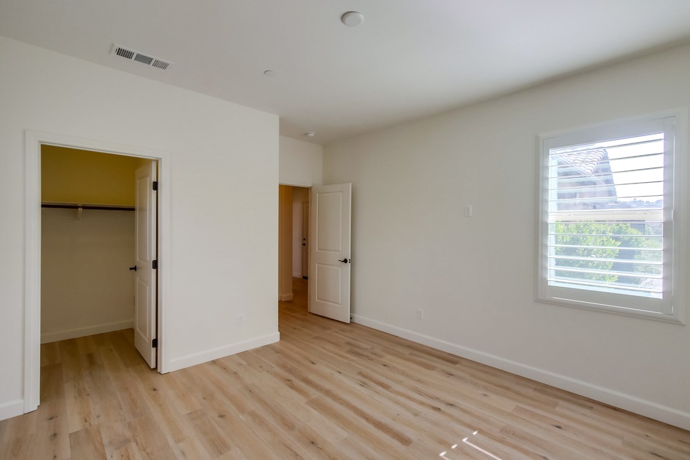 Virtual tour photo 28 of 54 for 7942 Lusardi Creek Ln