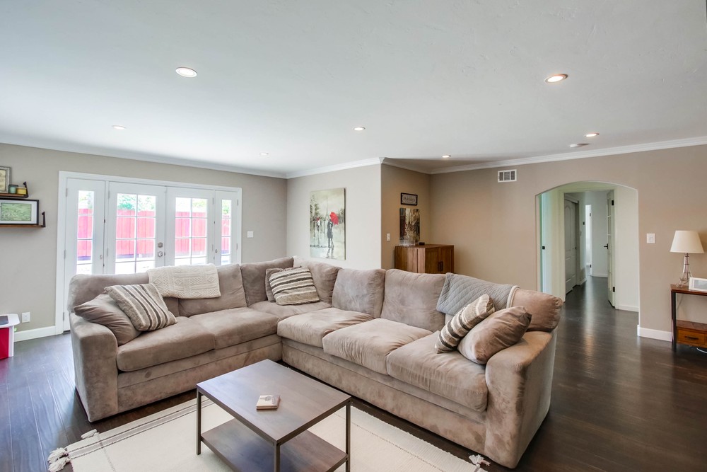 Virtual tour photo 8 of 37 for 7943 June Lake Dr