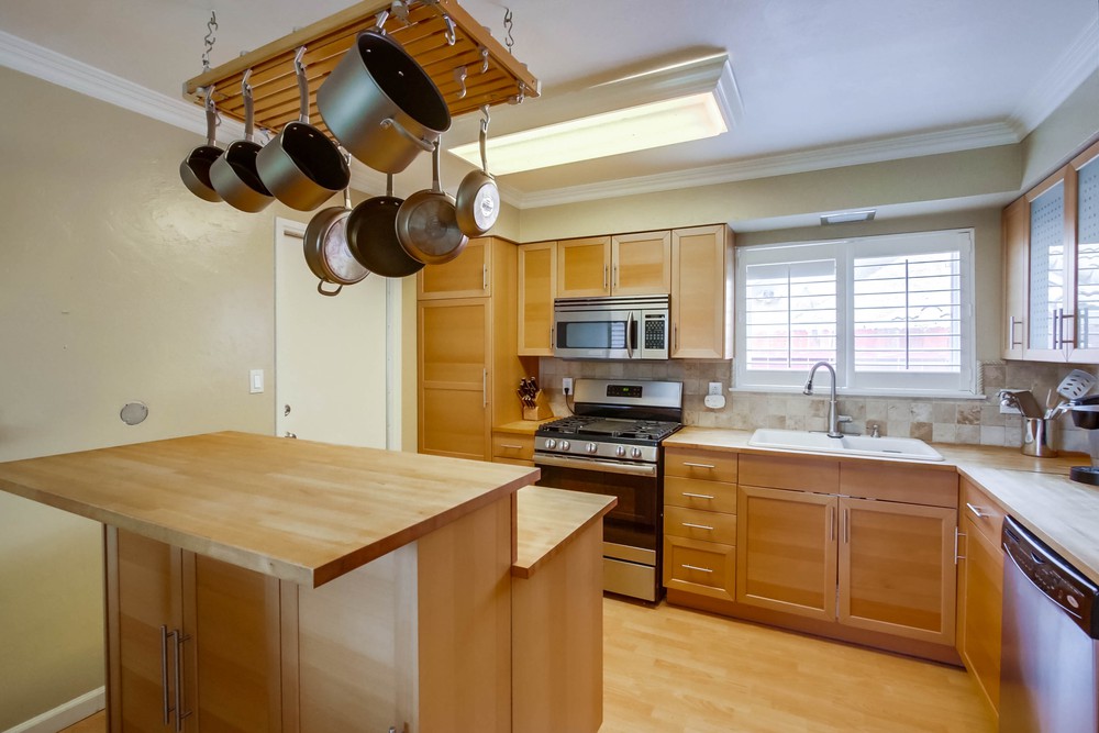 Virtual tour photo 13 of 37 for 7943 June Lake Dr