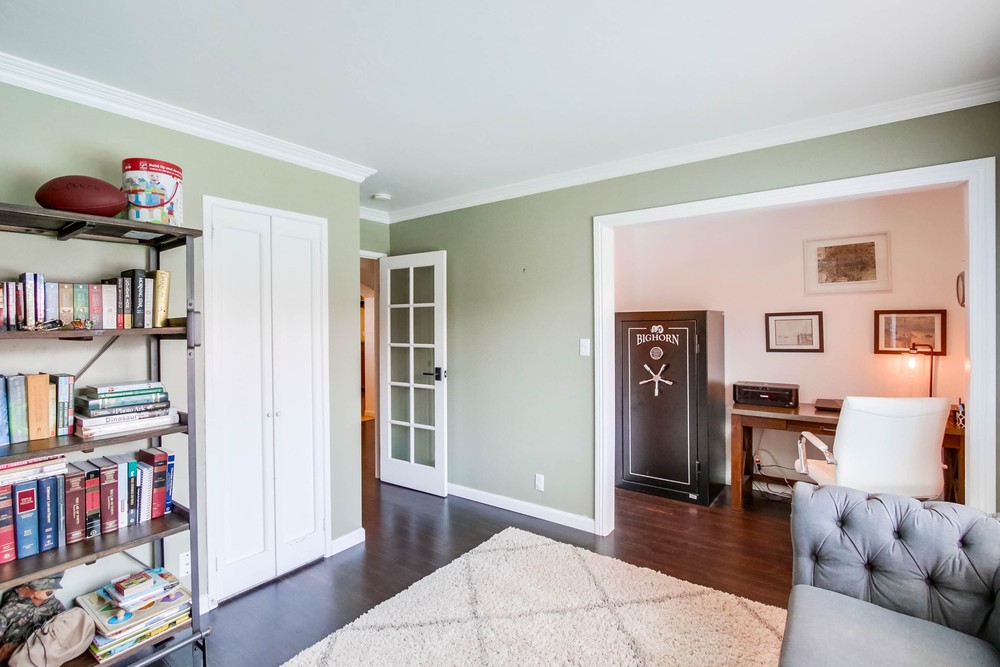 Virtual tour photo 18 of 37 for 7943 June Lake Dr