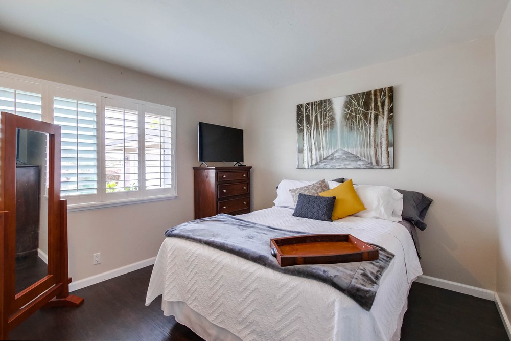 Virtual tour photo 25 of 37 for 7943 June Lake Dr