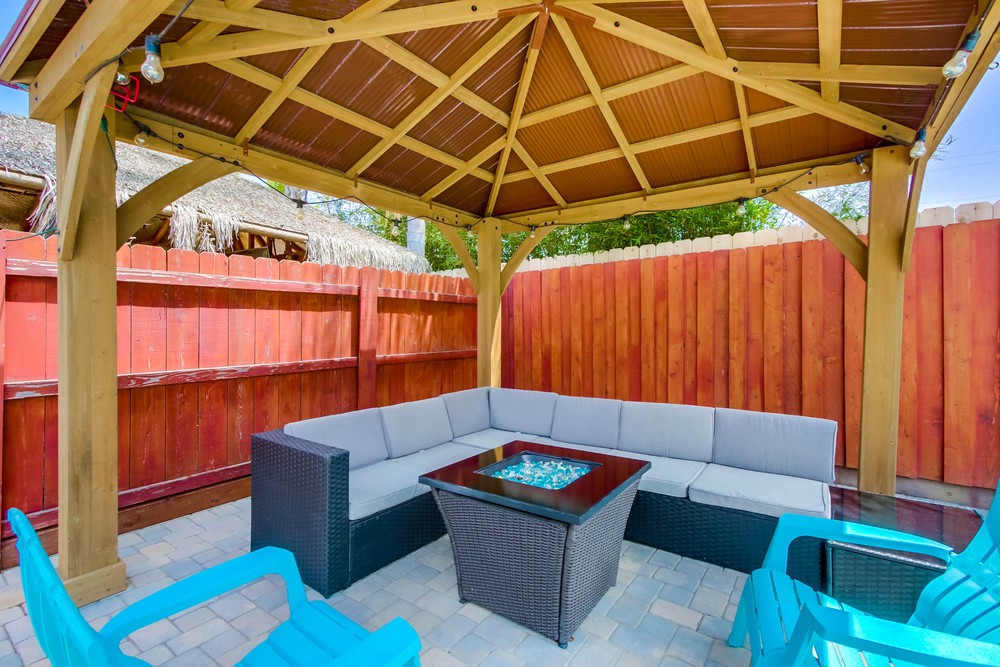 Virtual tour photo 32 of 37 for 7943 June Lake Dr