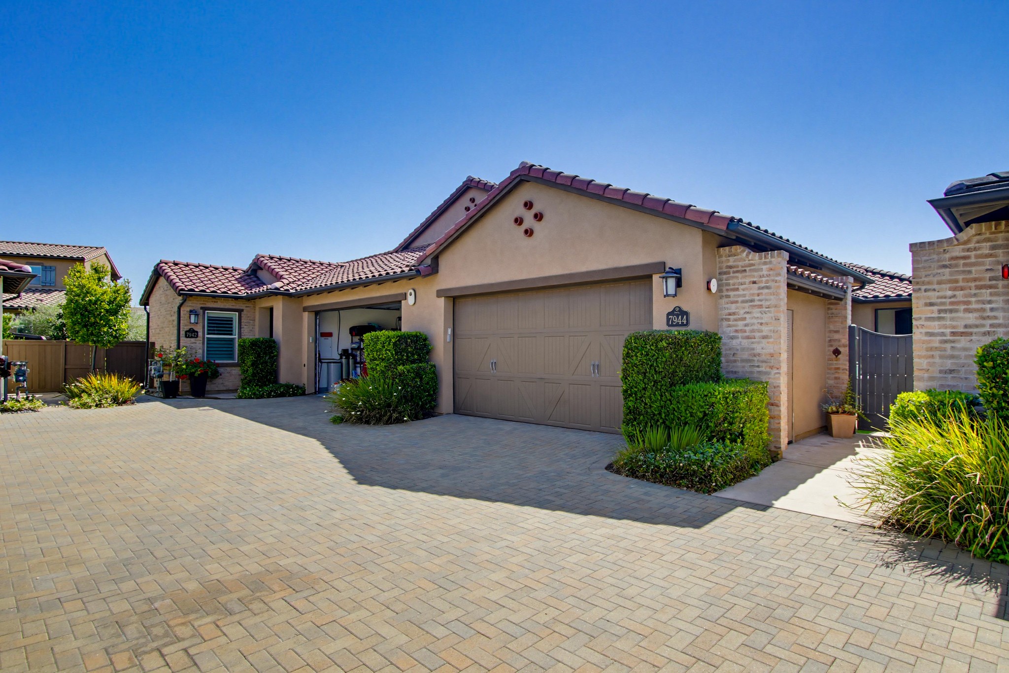 Virtual tour photo 1 of 41 for 7944 Lusardi Creek Ln