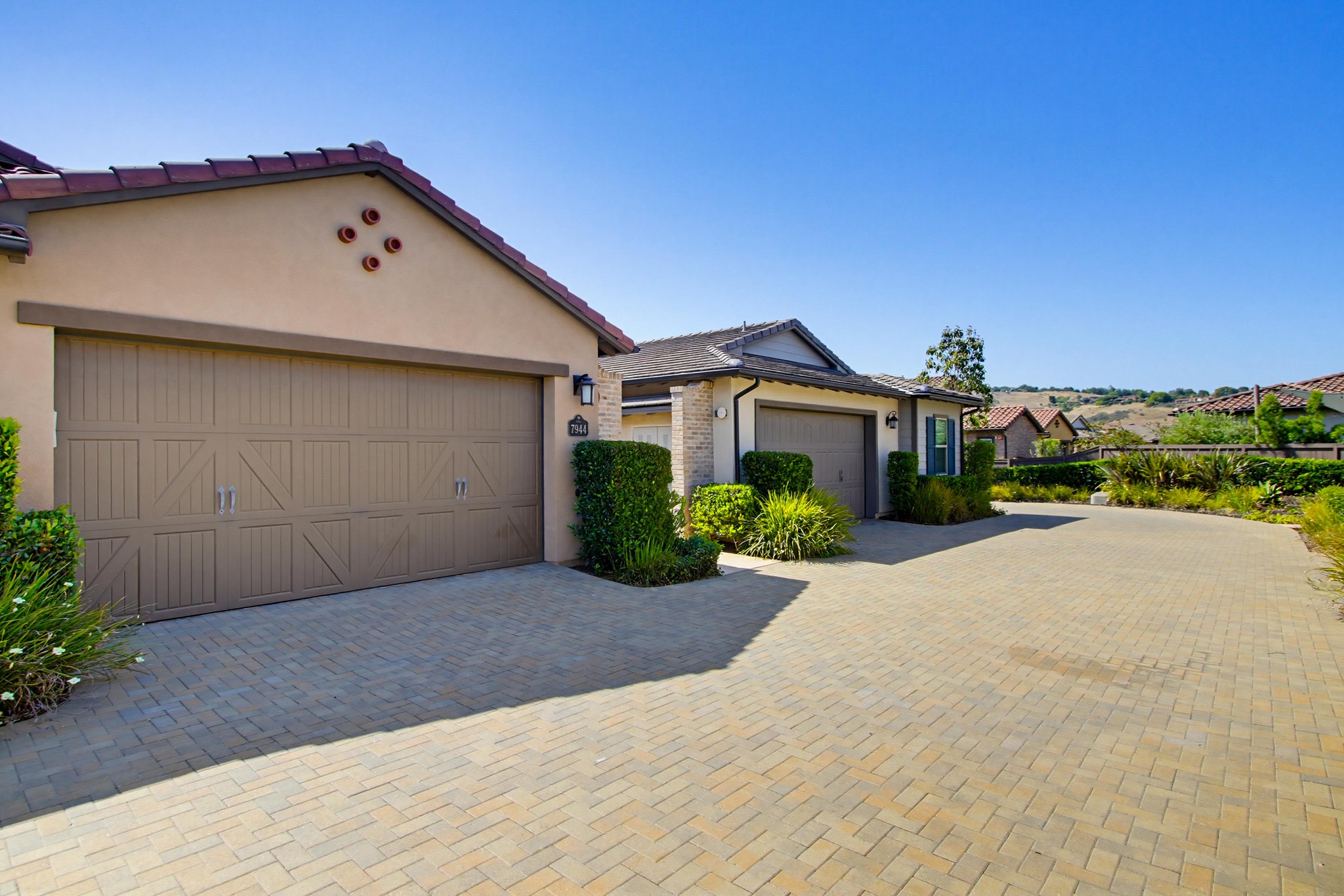 Virtual tour photo 5 of 41 for 7944 Lusardi Creek Ln