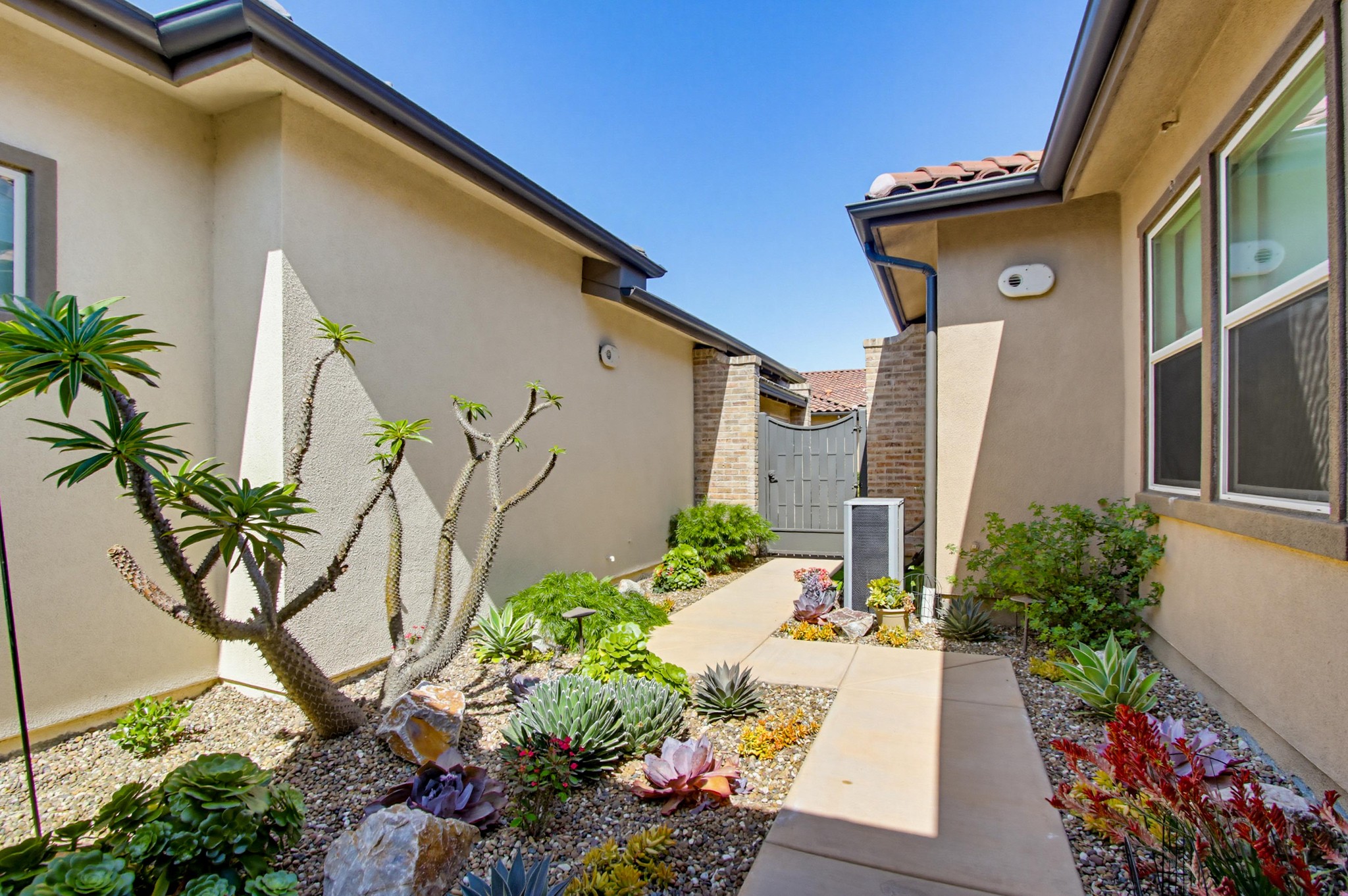 Virtual tour photo 34 of 41 for 7944 Lusardi Creek Ln