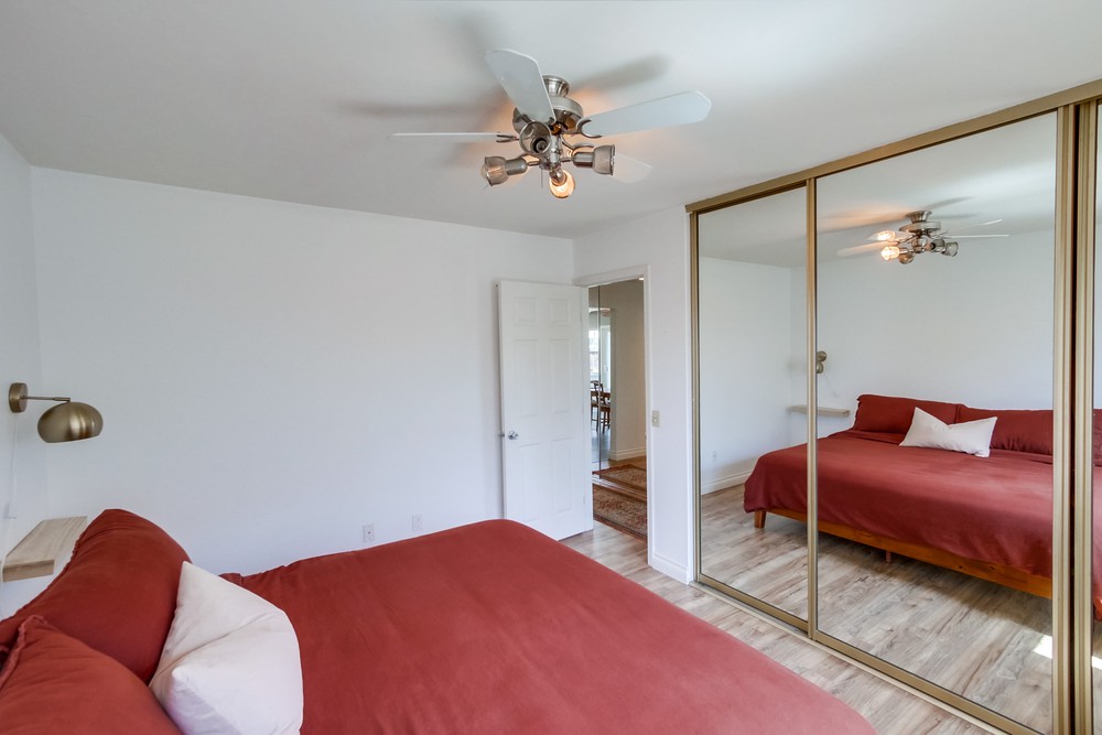 Virtual tour photo 28 of 49 for 7949 Peach Point Ave