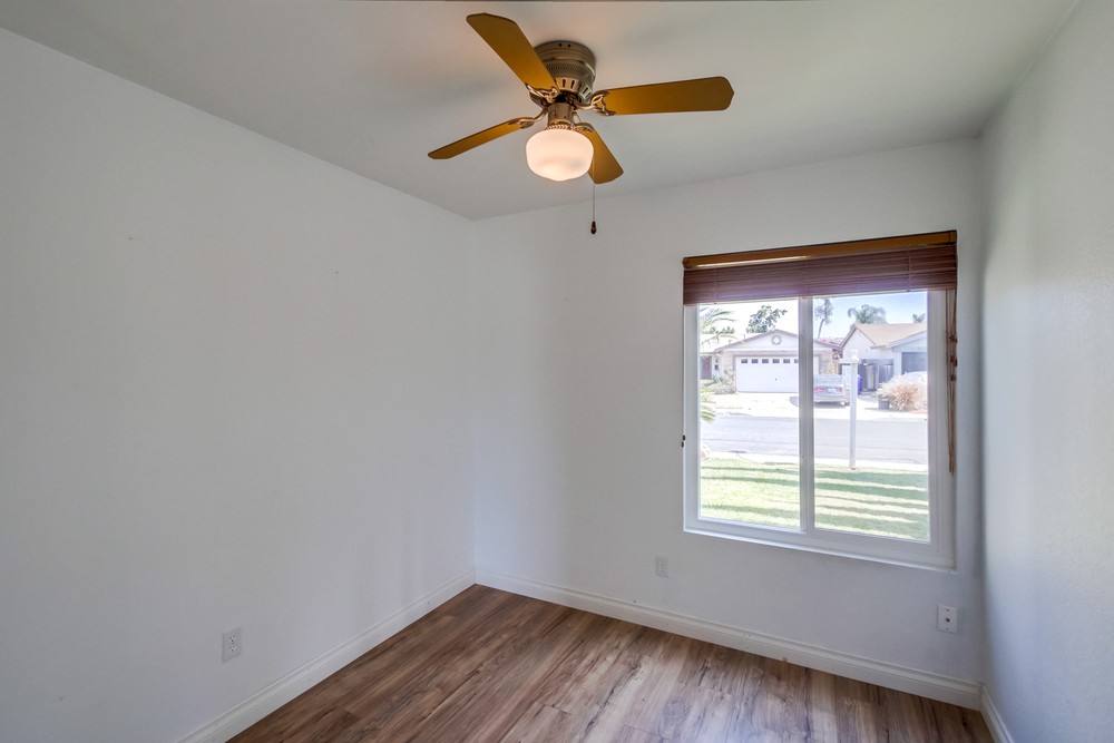 Virtual tour photo 29 of 49 for 7949 Peach Point Ave