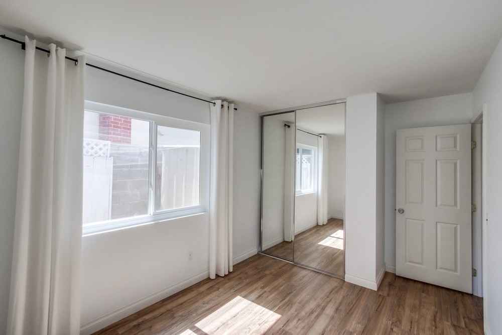 Virtual tour photo 32 of 49 for 7949 Peach Point Ave