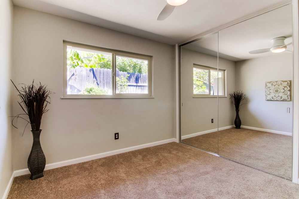 Virtual tour photo 25 of 39 for 7951 Beaver Lake Dr