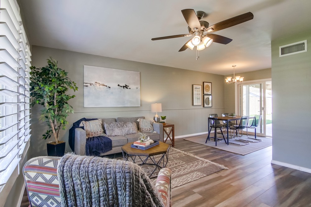 Virtual tour photo 10 of 48 for 7952 June Lake Dr