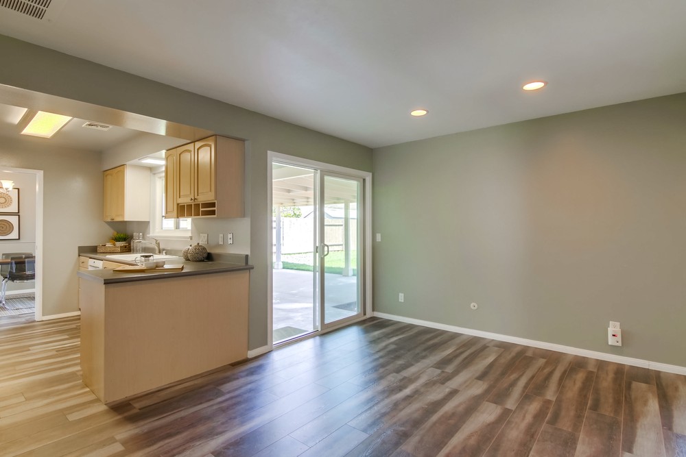 Virtual tour photo 20 of 48 for 7952 June Lake Dr