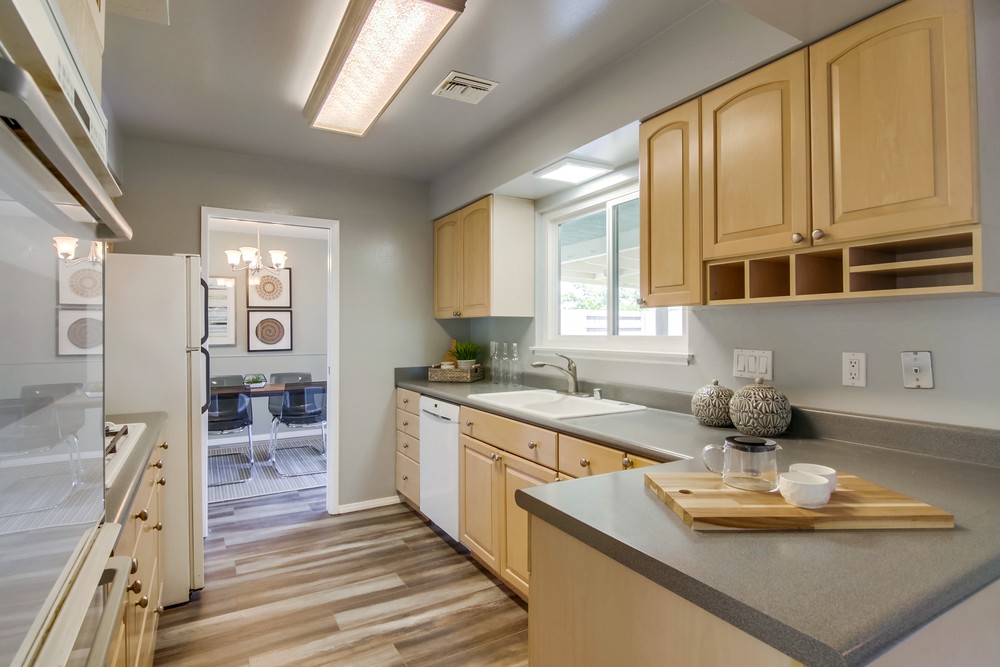 Virtual tour photo 23 of 48 for 7952 June Lake Dr