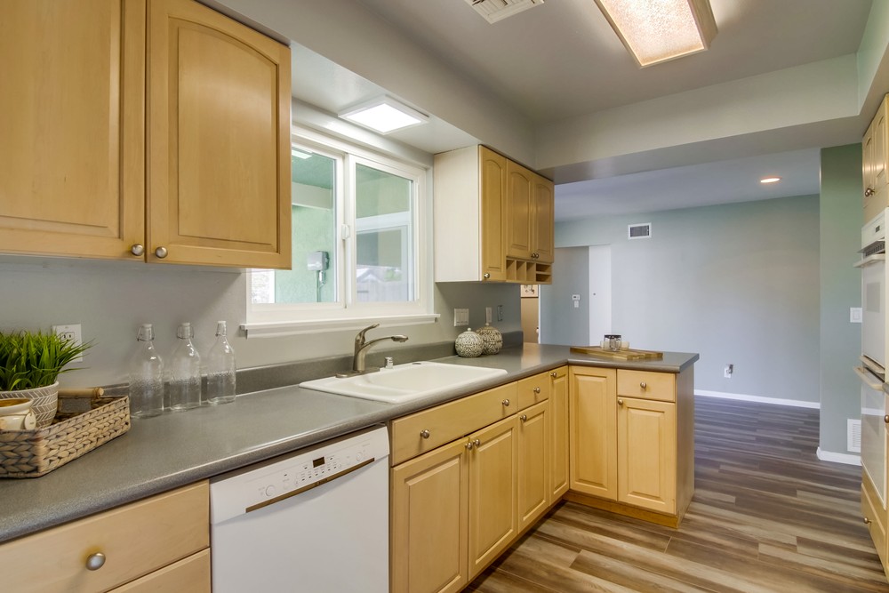 Virtual tour photo 26 of 48 for 7952 June Lake Dr