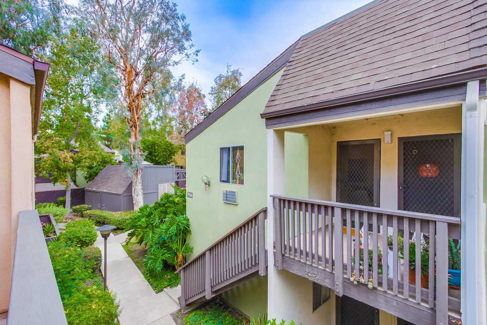 Virtual tour photo 3 of 39 for 7952 Mission Center Ct
