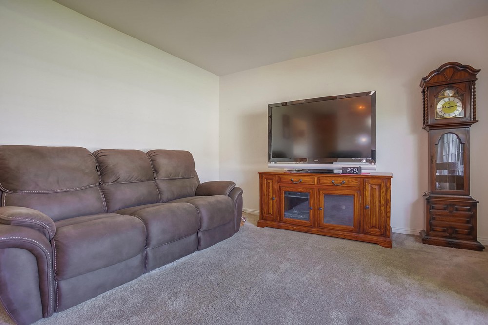 Virtual tour photo 10 of 42 for 7955 Calico St