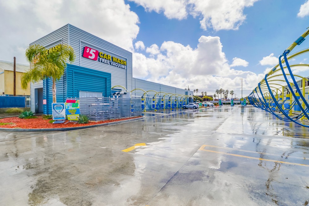 Virtual tour photo 6 of 22 for 7959 Balboa Ave