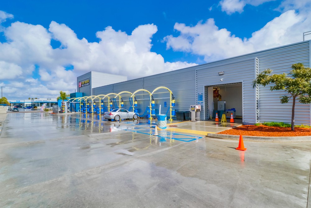 Virtual tour photo 10 of 22 for 7959 Balboa Ave