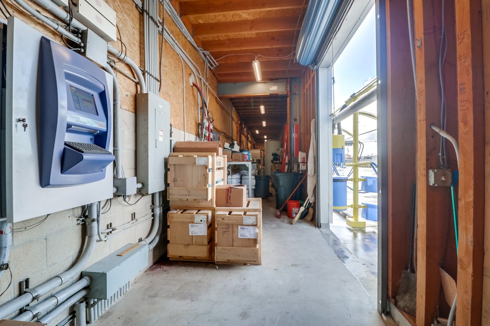 Virtual tour photo 21 of 22 for 7959 Balboa Ave