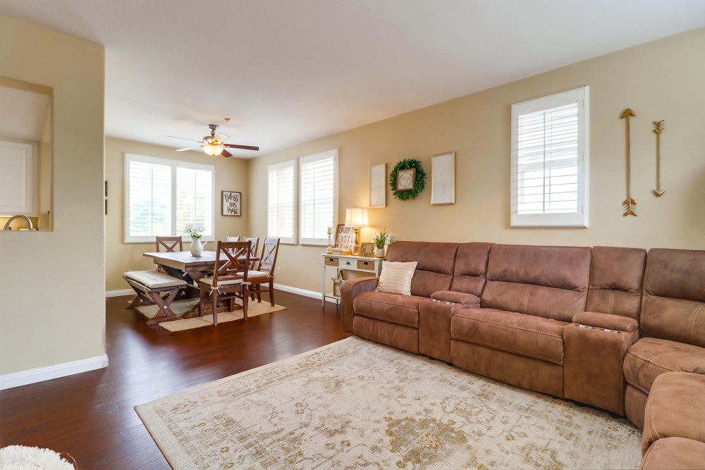 Virtual tour photo 12 of 44 for 796 Castaway Cove