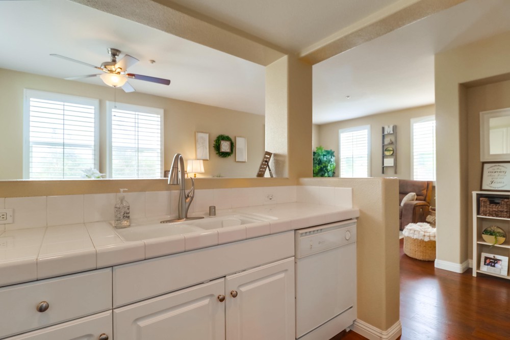 Virtual tour photo 21 of 44 for 796 Castaway Cove