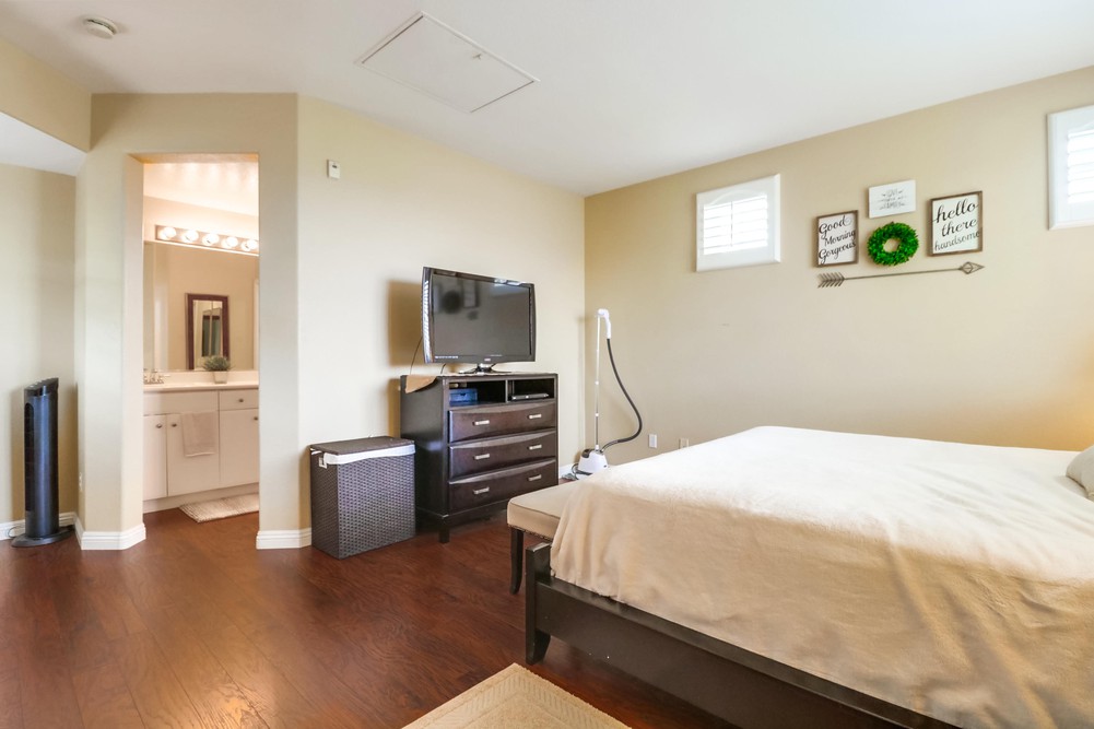 Virtual tour photo 32 of 44 for 796 Castaway Cove