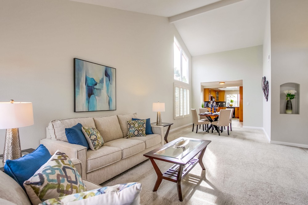 Virtual tour photo 15 of 78 for 7966 Laurelridge Rd