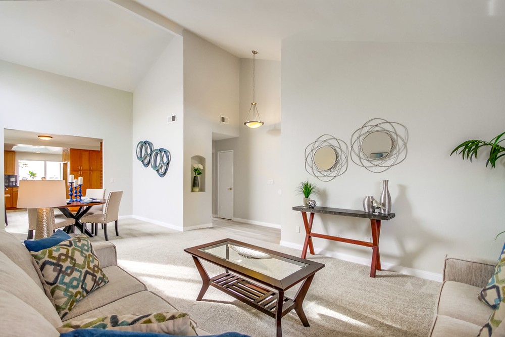 Virtual tour photo 16 of 78 for 7966 Laurelridge Rd