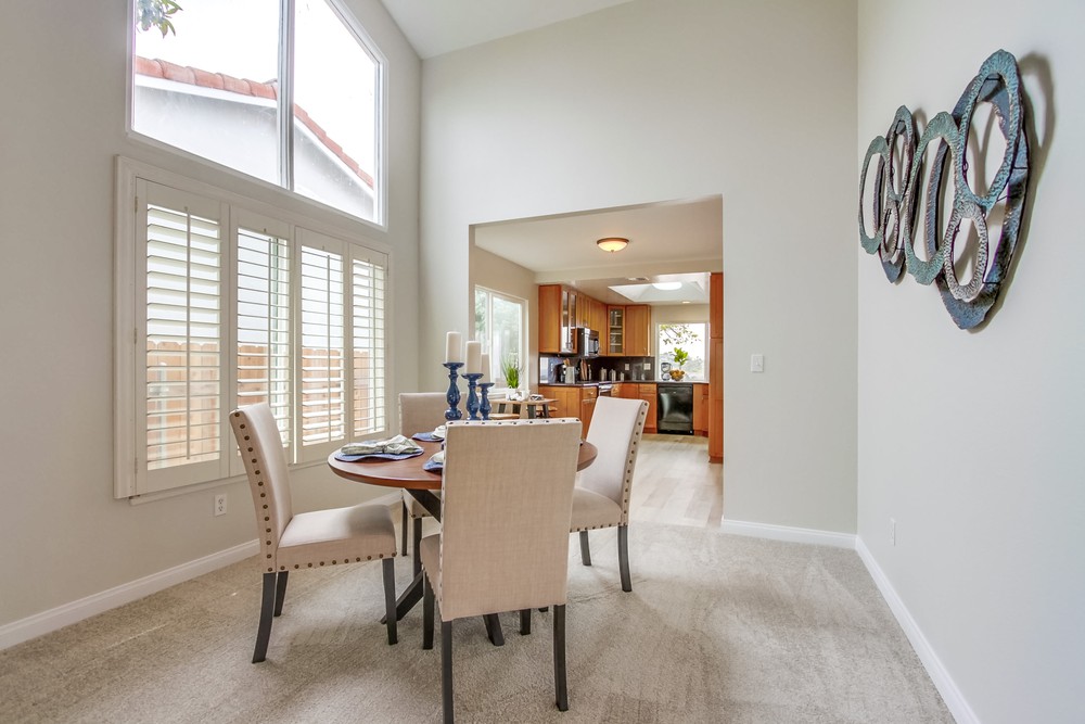 Virtual tour photo 17 of 78 for 7966 Laurelridge Rd