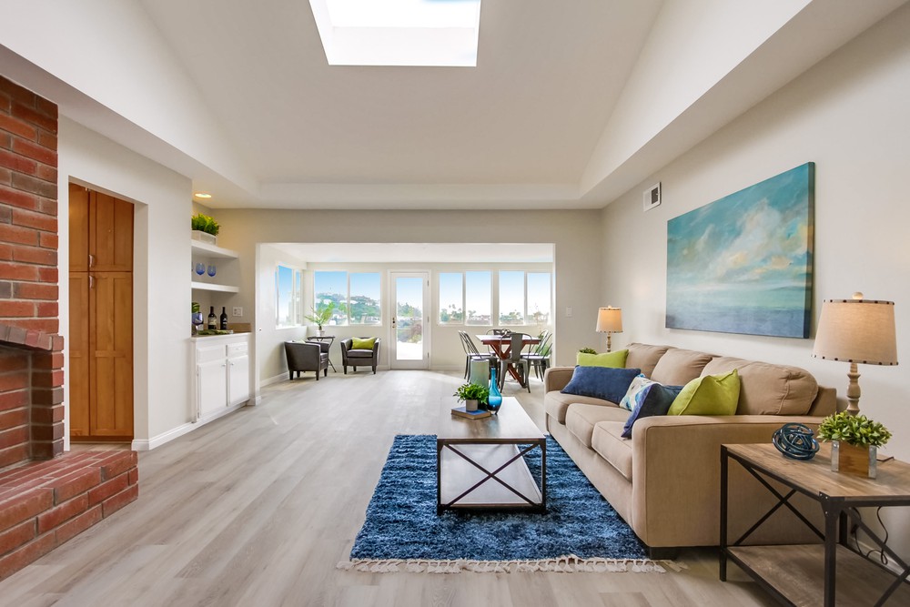 Virtual tour photo 19 of 78 for 7966 Laurelridge Rd