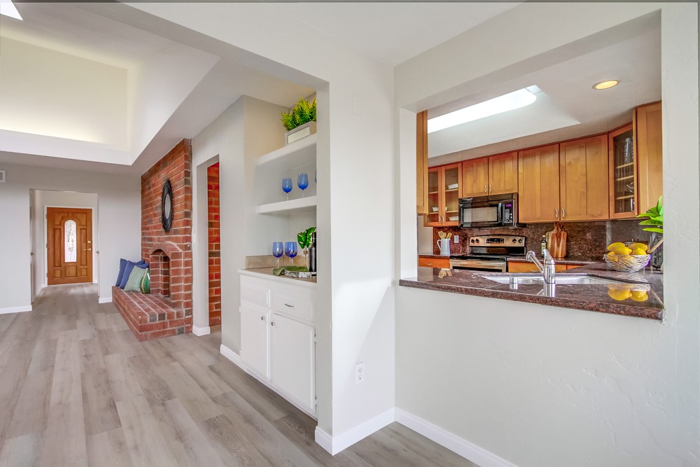 Virtual tour photo 24 of 78 for 7966 Laurelridge Rd