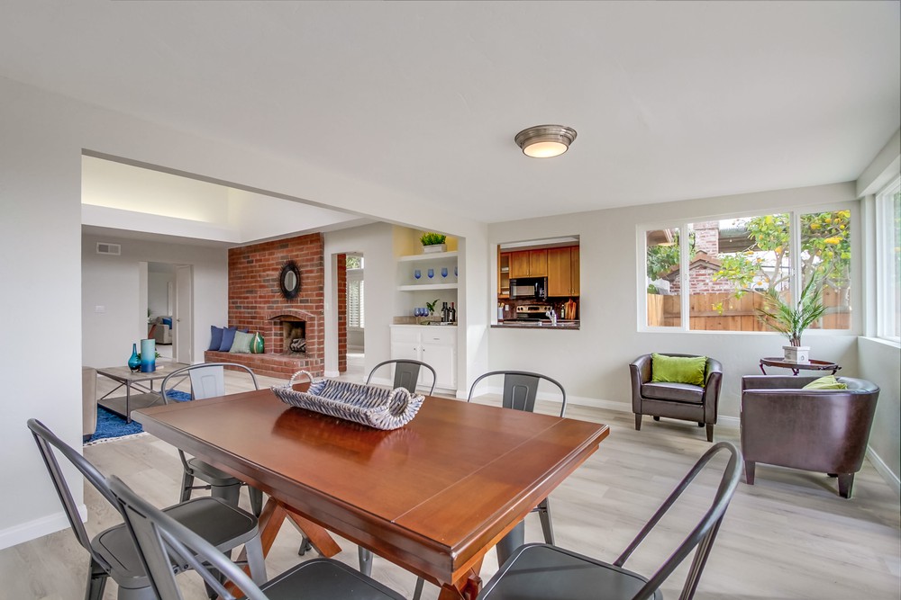 Virtual tour photo 31 of 78 for 7966 Laurelridge Rd