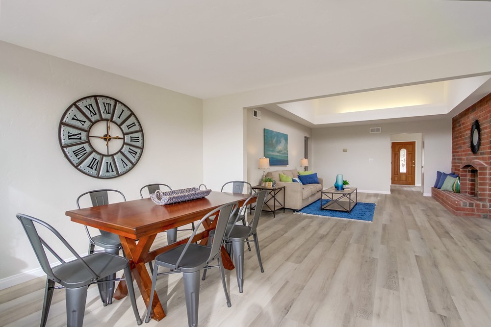 Virtual tour photo 32 of 78 for 7966 Laurelridge Rd