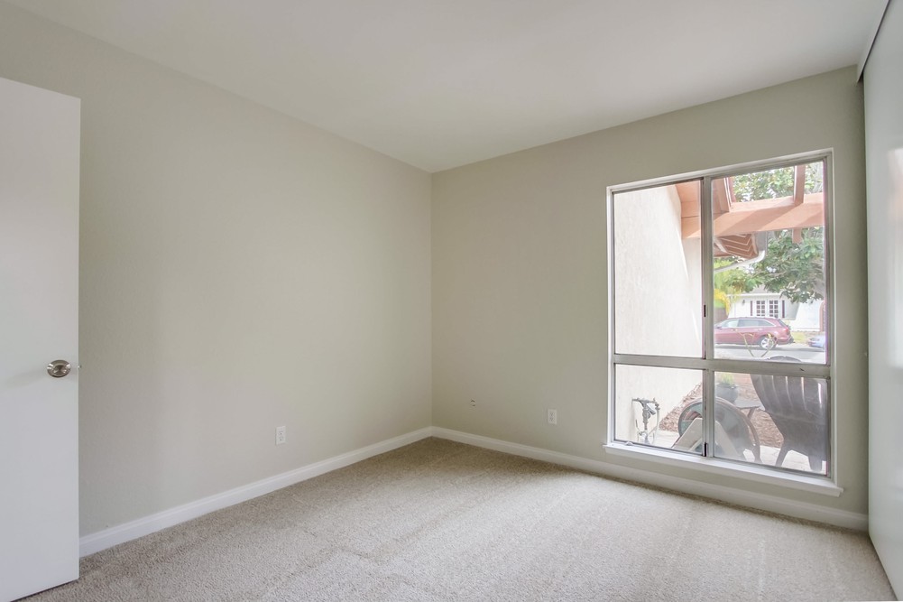 Virtual tour photo 60 of 78 for 7966 Laurelridge Rd