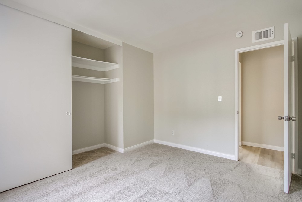 Virtual tour photo 61 of 78 for 7966 Laurelridge Rd