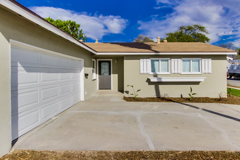 Virtual tour photo 5 of 28 for 7966 Skyline Drive