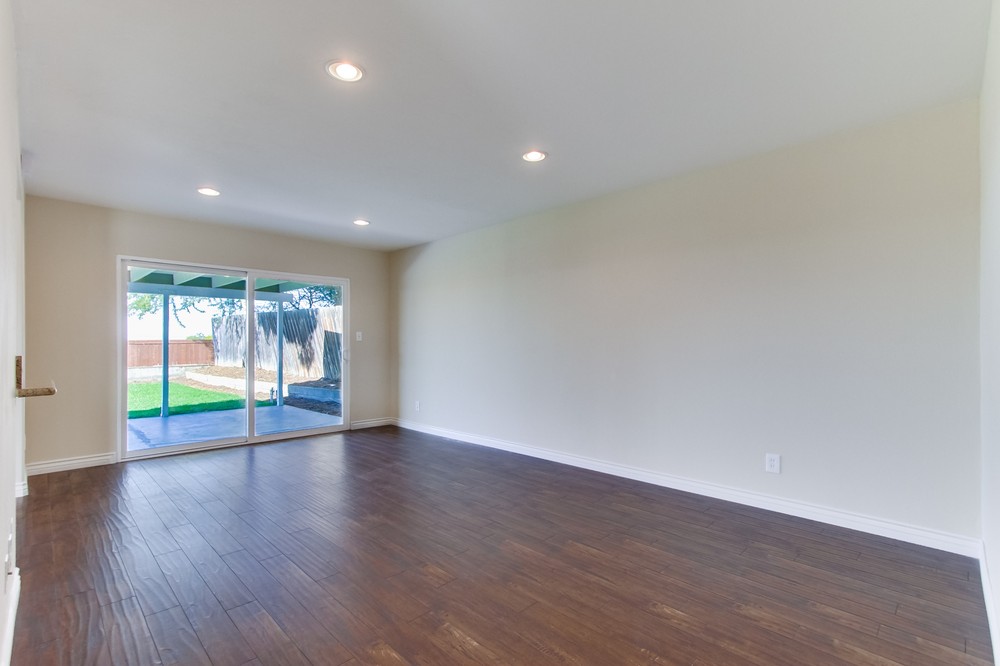 Virtual tour photo 6 of 28 for 7966 Skyline Drive