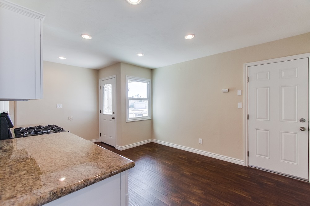 Virtual tour photo 9 of 28 for 7966 Skyline Drive