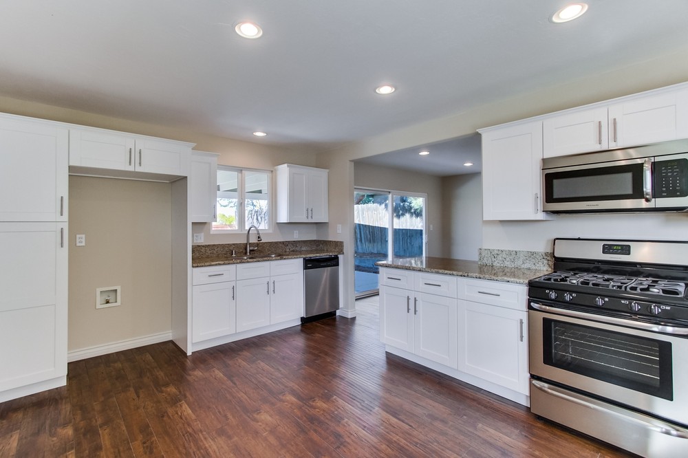 Virtual tour photo 12 of 28 for 7966 Skyline Drive