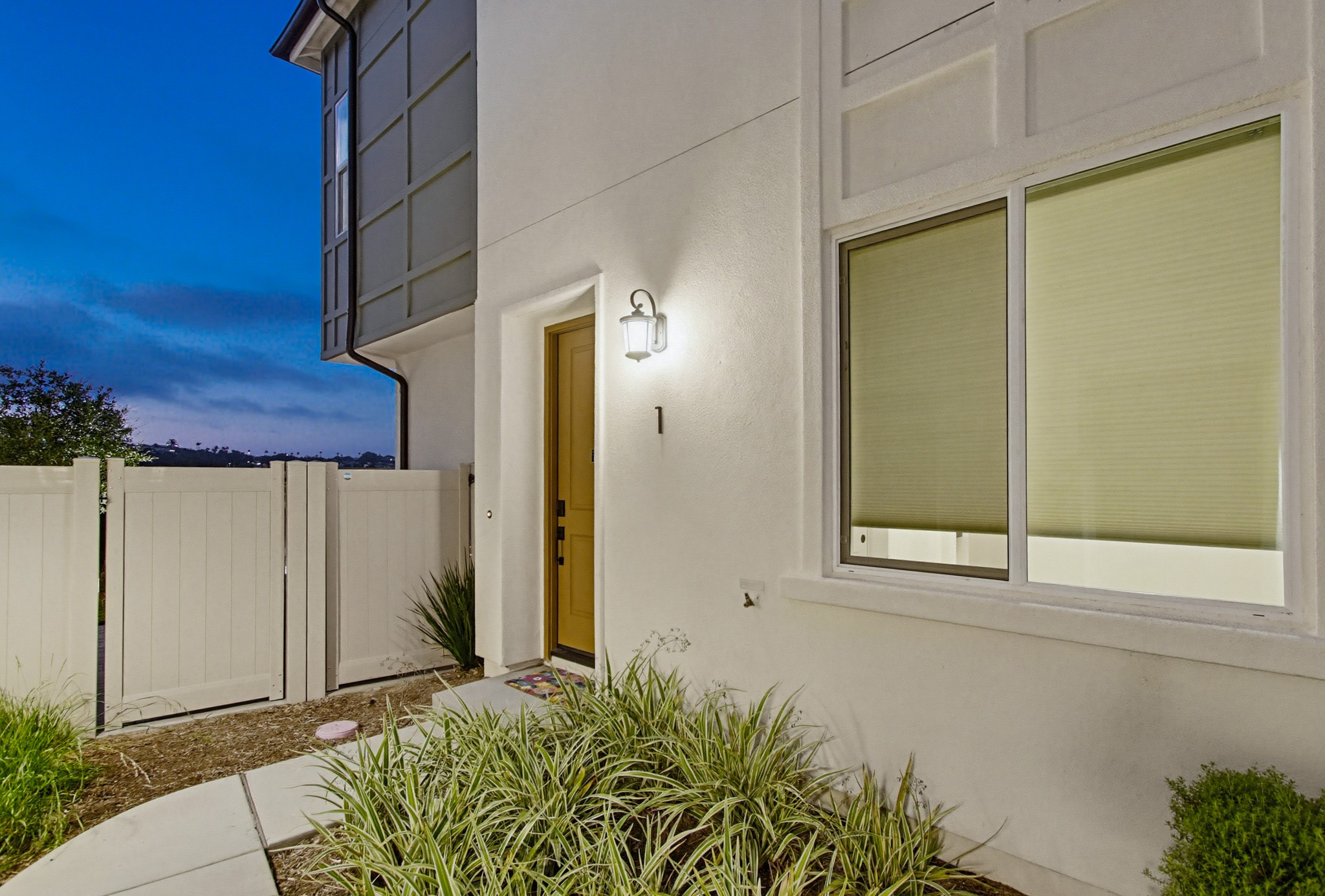Virtual tour photo 6 of 75 for 797 Mateo St #1