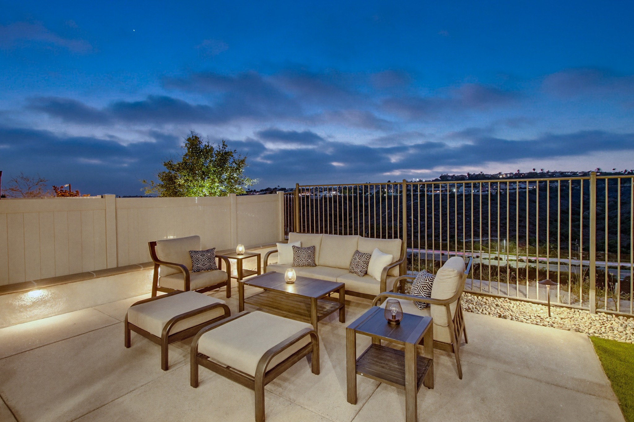 Virtual tour photo 8 of 75 for 797 Mateo St #1