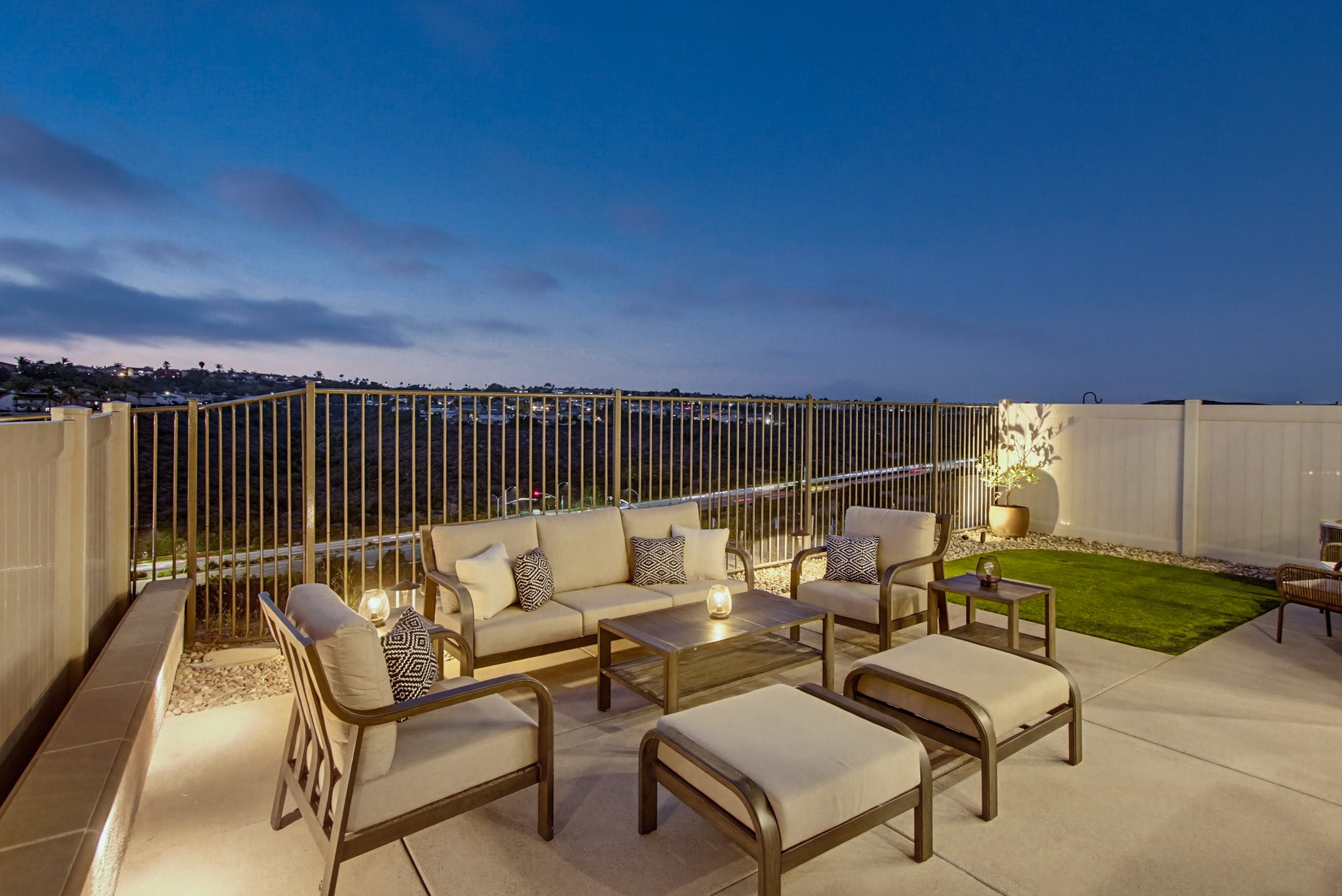 Virtual tour photo 10 of 75 for 797 Mateo St #1