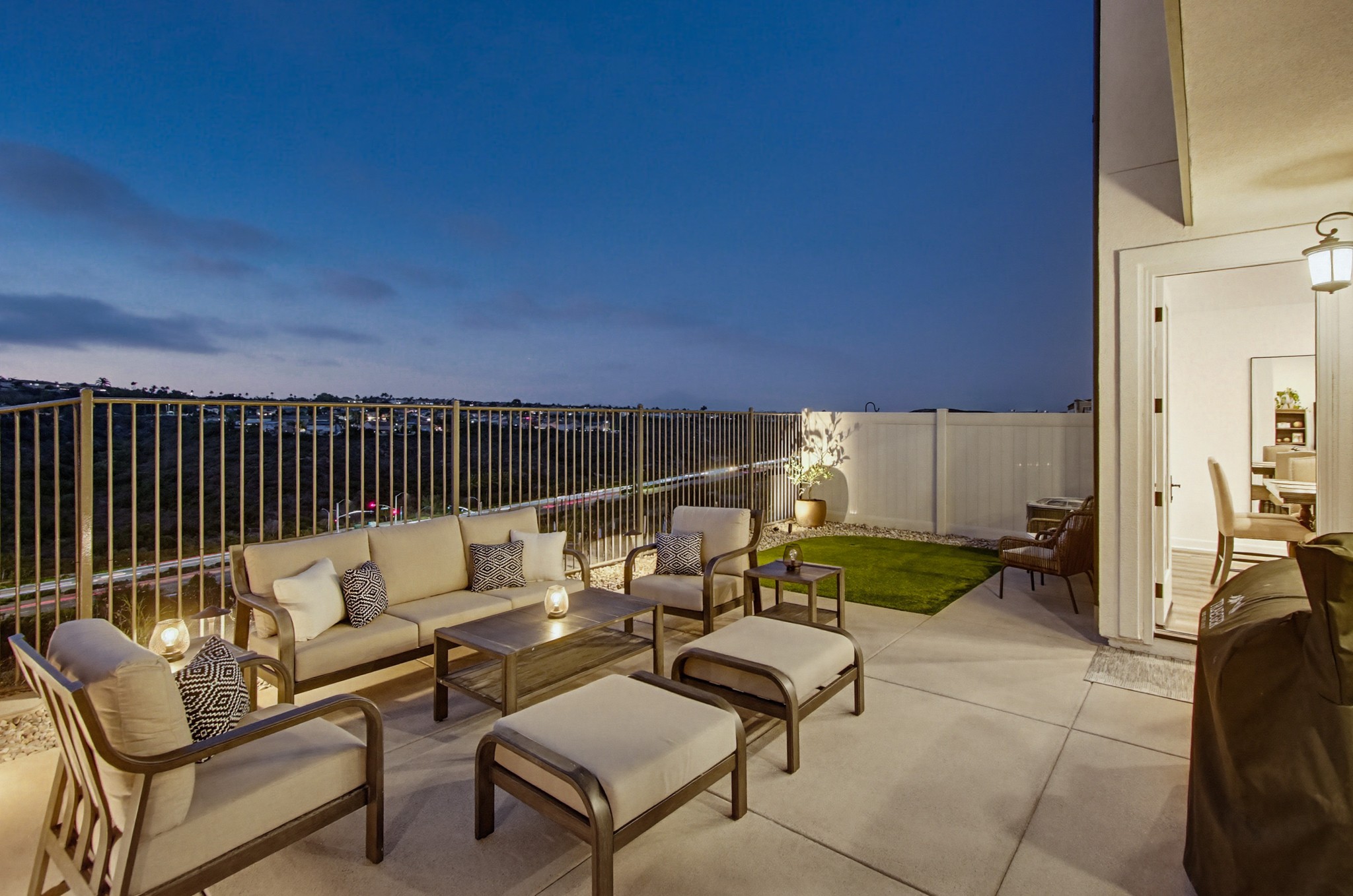 Virtual tour photo 12 of 75 for 797 Mateo St #1