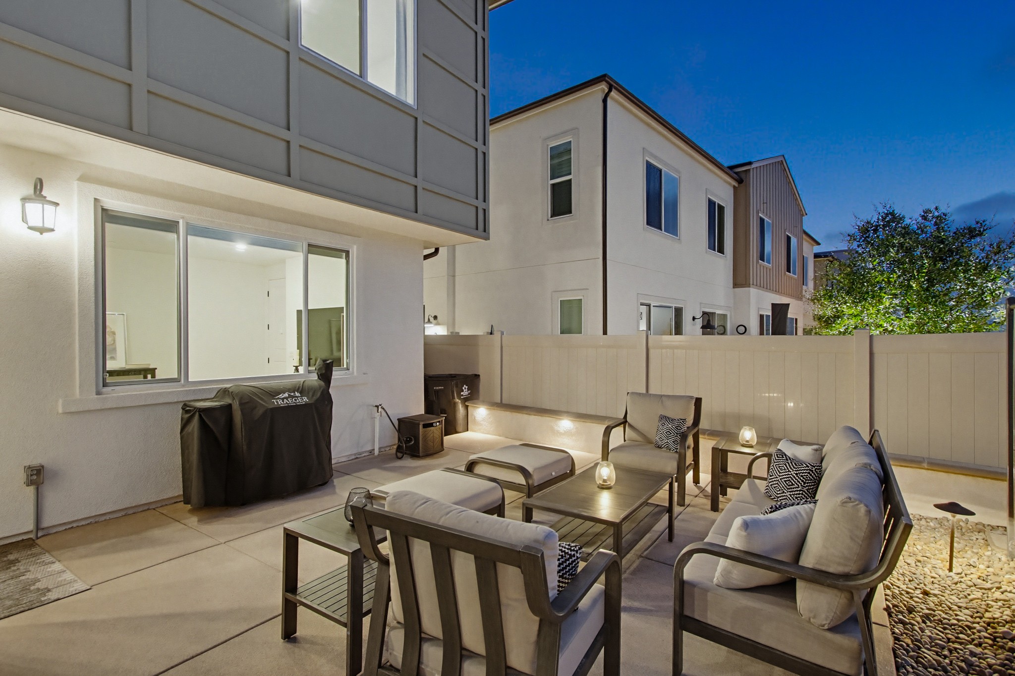 Virtual tour photo 15 of 75 for 797 Mateo St #1