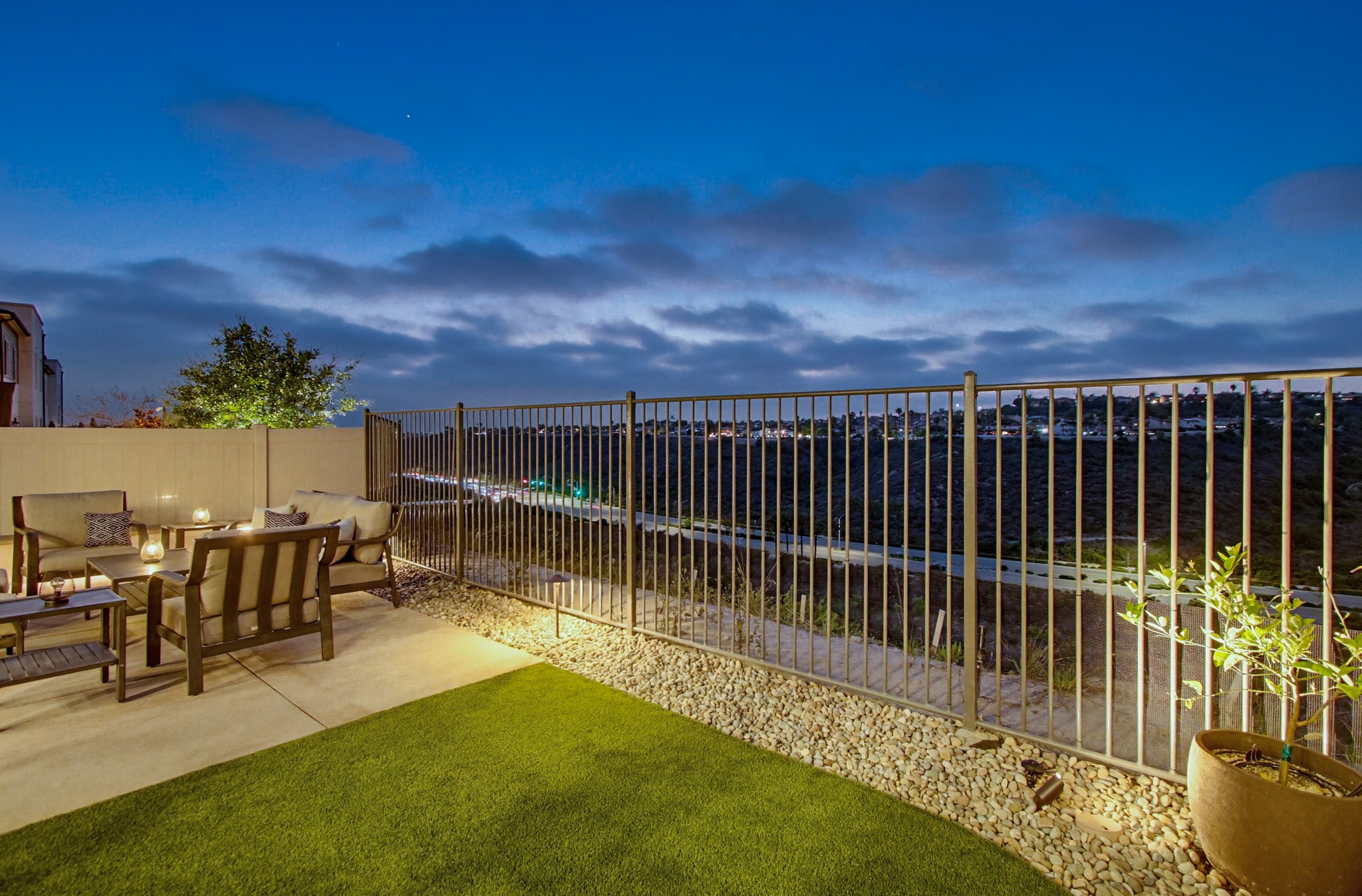 Virtual tour photo 17 of 75 for 797 Mateo St #1