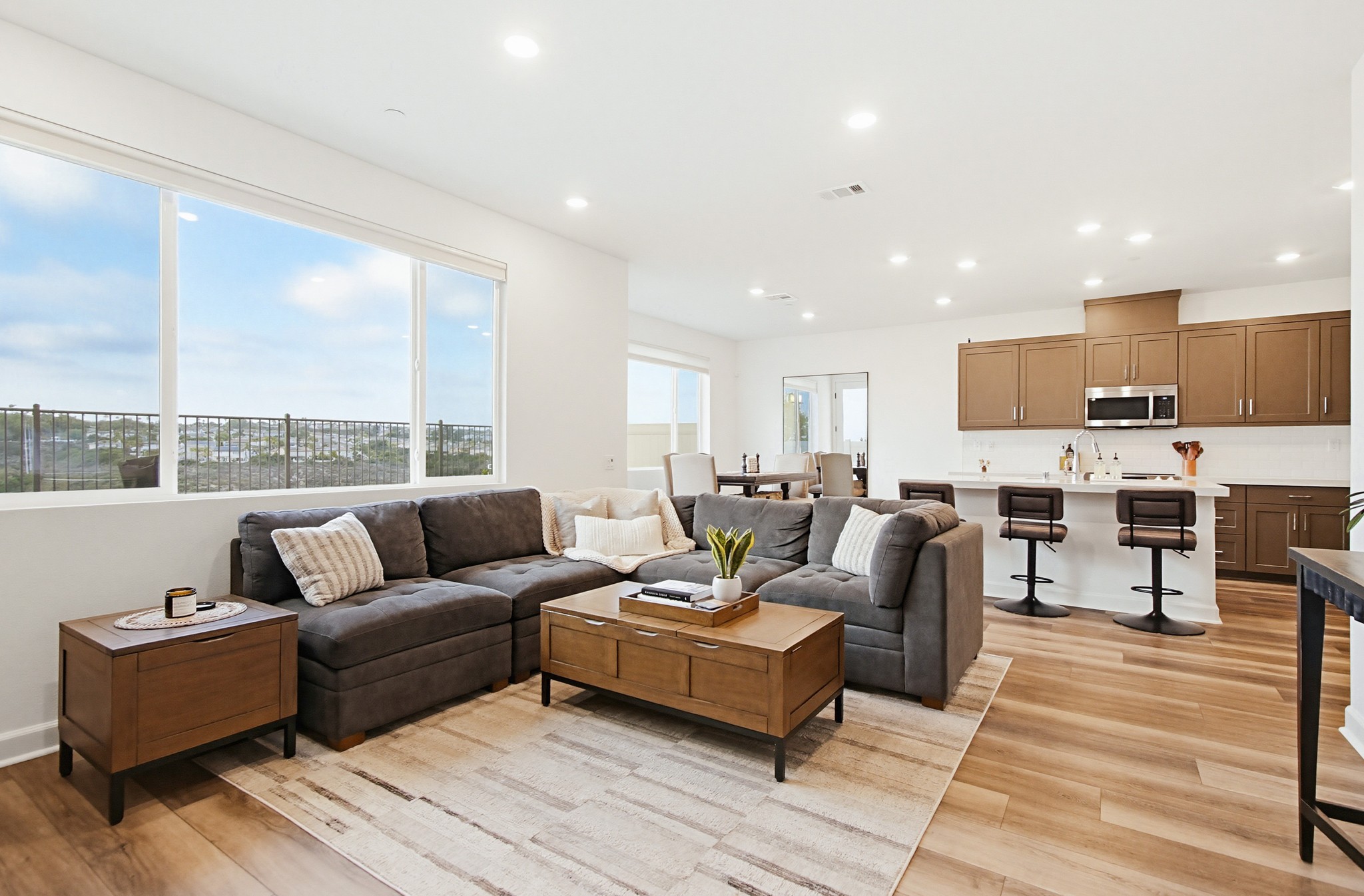 Virtual tour photo 20 of 75 for 797 Mateo St #1