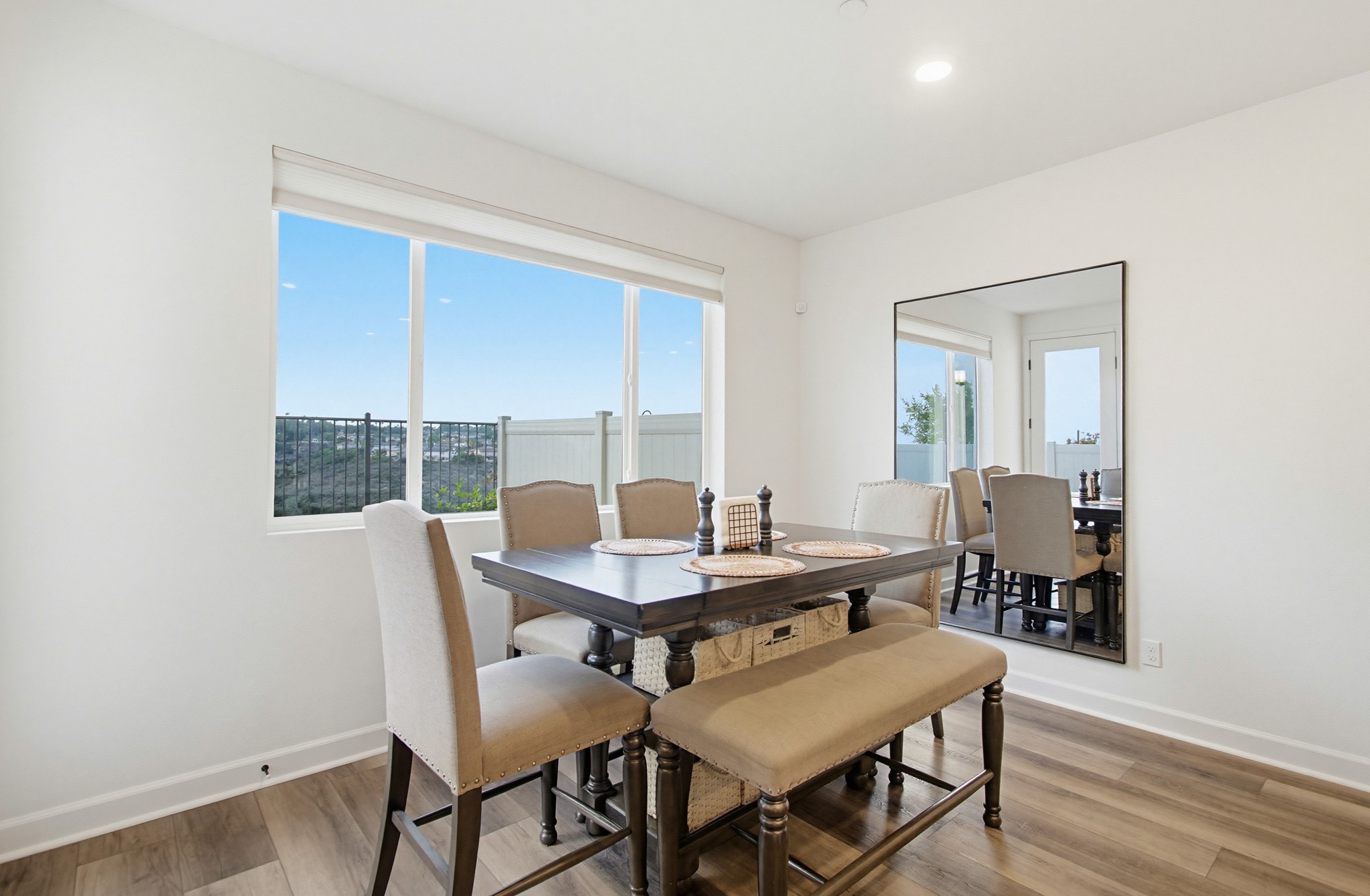 Virtual tour photo 24 of 75 for 797 Mateo St #1