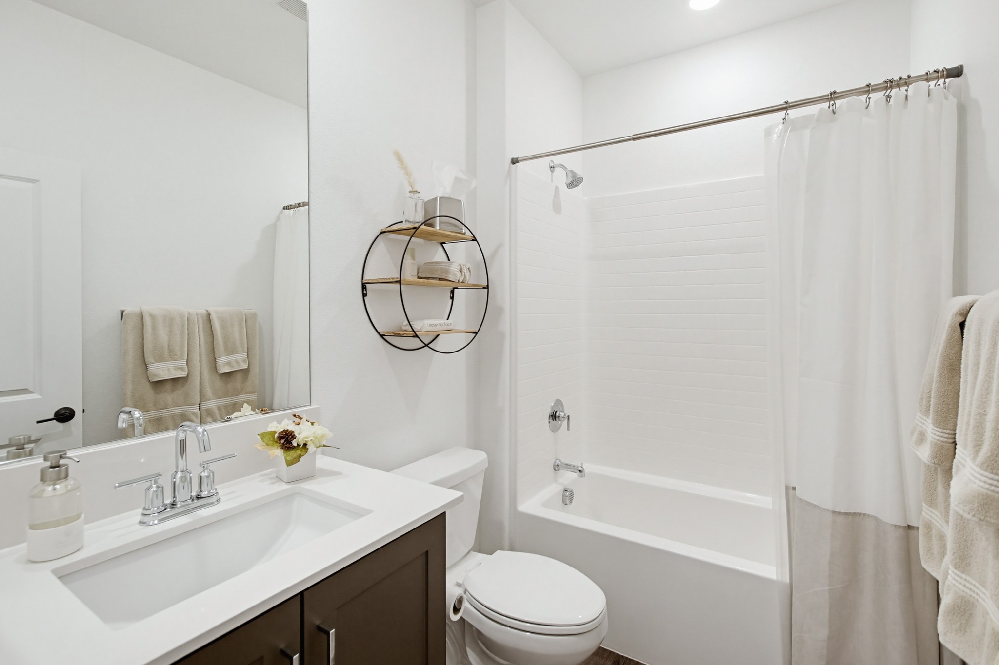 Virtual tour photo 34 of 75 for 797 Mateo St #1